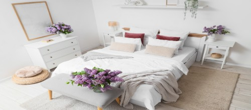 Romantyczna sypialnia – jak ją urządzić?